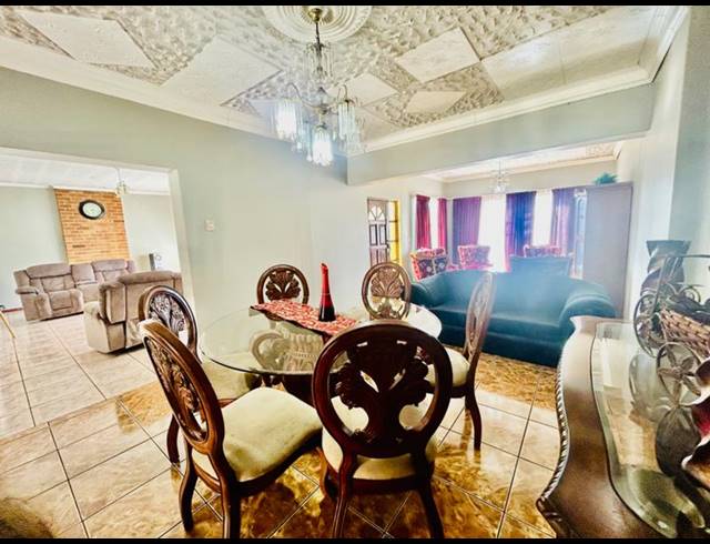 3 BEDROOM HOUSE FOR SALE IN VANDERBIJLPARK CE 4
